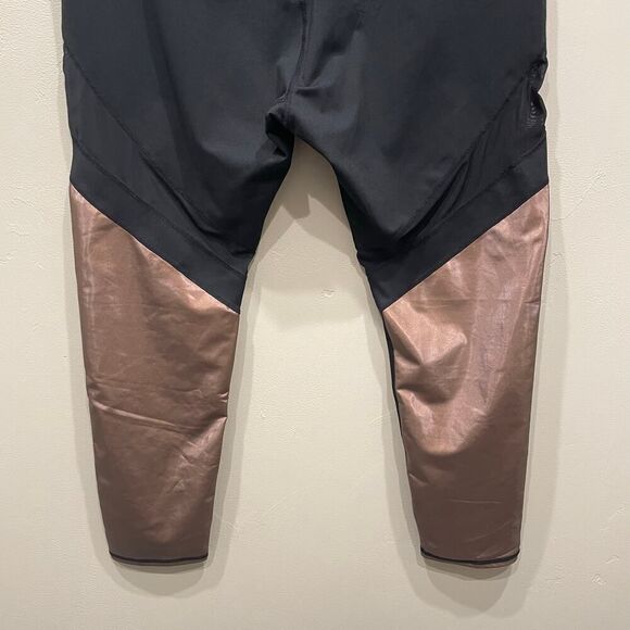 Fabletics Mesh Powerhold Leggings Black/Copper Plus Size: 2X - Picture 6 of 10